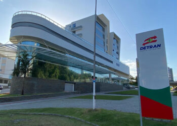 Detran faz alerta para golpe da falsa multa