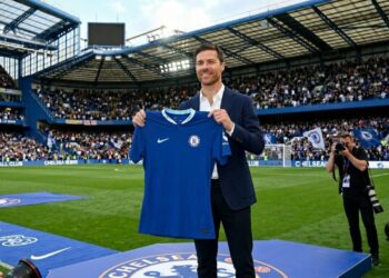 Enquanto o Real Madrid quer outro jogador do Chelsea, o clube inglês quer titular da seleção portuguesa