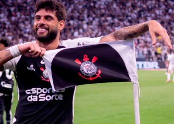 Corinthians aceita proposta de 20 milhões de euros para vender Yuri Alberto, revela presidente