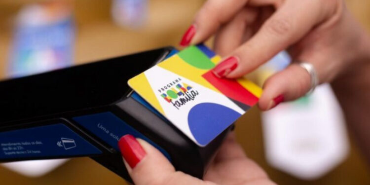 Beneficiários do Bolsa Família com NIS final 2 recebem notícia maravilhosa para esta quinta-feira (18)