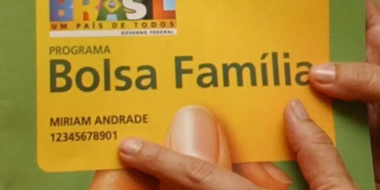 Bolsa Família conta com 5 benefícios extras que podem gerar ganhos adicionais