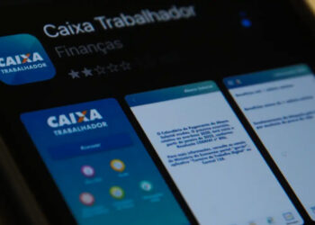 Pagamento de R$ 200 começa a chegar para os brasileiros por meio do Caixa Tem, pelo programa Pé-de-Meia