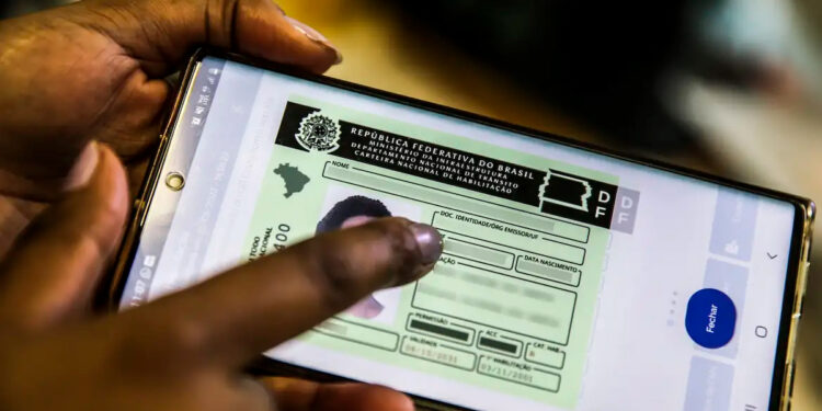 Novo benefício para quem tem o app “CNH do Brasil” chega aos motoristas
