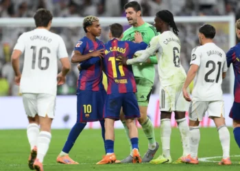 Enquanto o Barcelona já gastou R$ 474 milhões na janela, Real Madrid gastou bem menos