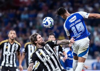 Zagueiro deixa o Cruzeiro para jogar na Inglaterra, e Atlético-MG identifica 2 volantes para contratar
