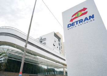 Detran faz alerta para golpe da falsa multa