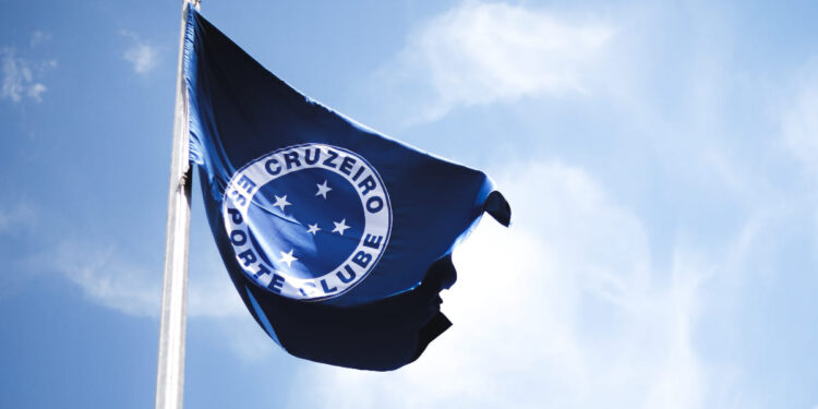 Cruzeiro deve liberar jogador por empréstimo e vender outro por R$ 5,88 milhões