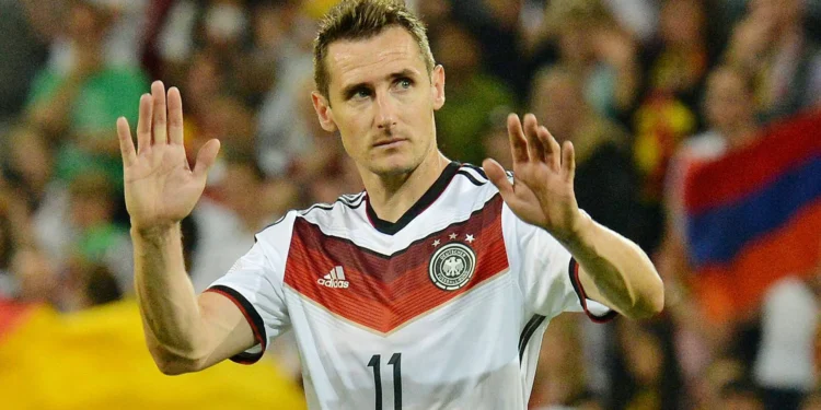 Nova profissão de Klose após largar as chuteiras vai entusiasmar muita gente