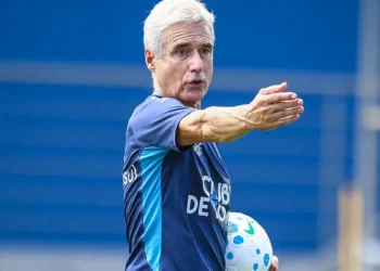 Grêmio vacila e 3º maior artilheiro do Brasileirão de 2026 pode ir de graça para rival