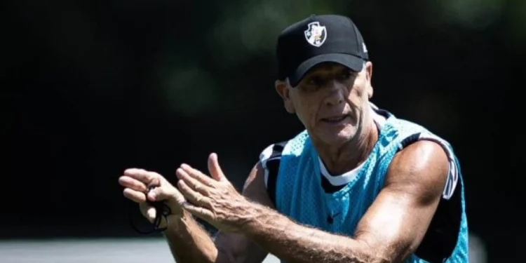 Após saída gratuita de Renato, o Vasco teria que pagar R$ 23 milhões por novo técnico
