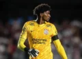 Corinthians aceita proposta de 13 milhões de euros para vender Hugo Souza