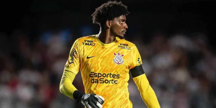 Corinthians aceita proposta de 13 milhões de euros para vender Hugo Souza
