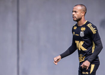 Santos identifica velho parceiro de Mayke como dupla ideal para Neymar