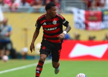 Flamengo aceita proposta de R$ 177 milhões para vender Plata