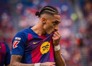 Enquanto Al Hilal quer tirar Raphinha do Barcelona, Manchester City quer tirar outro jogador dos catalães