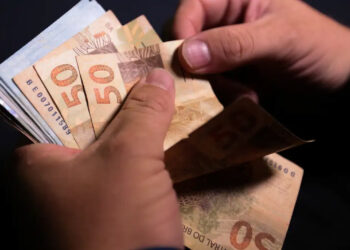 Quem recebe até três salários mínimos por mês tem direito a esse benefício no Rio Grande do Sul