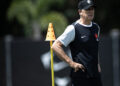 Vasco dispensa volante e pode negociar outro jogador
