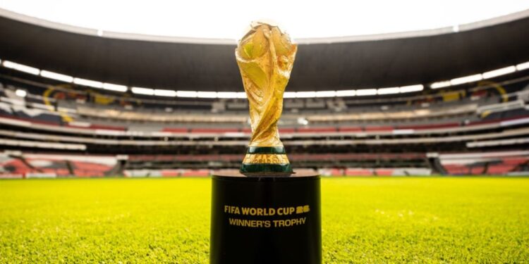Copa do Mundo nem começou e juiz já foi “punido”