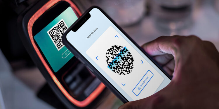 Pai que deve pensão vai ter valor descontado automático da sua conta para pagar com Pix