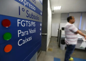 Brasileiros de 34 cidades podem solicitar benefício de até R$ 6,2 mil do FGTS