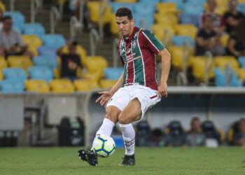 Nino deixa Palmeiras e Fluminense e define onde vai jogar em 2026