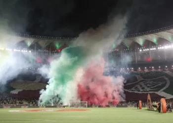 Fluminense recebe proposta de 8 milhões de euros, enquanto São Paulo dispensa goleiro