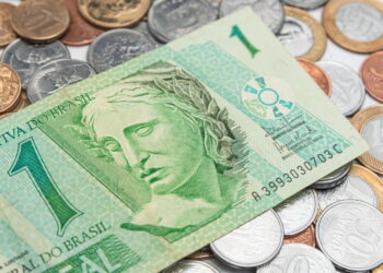 Pagamento extra chega para 138 milhões de brasileiros em lista no mês de agosto
