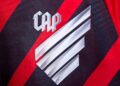 Athletico compra atacante por R$ 41 milhões e negocia com zagueiro do Grêmio