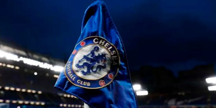 Chelsea quer a contratação de titular do Botafogo, já o Fogão está comprando atacante por R$ 7 milhões