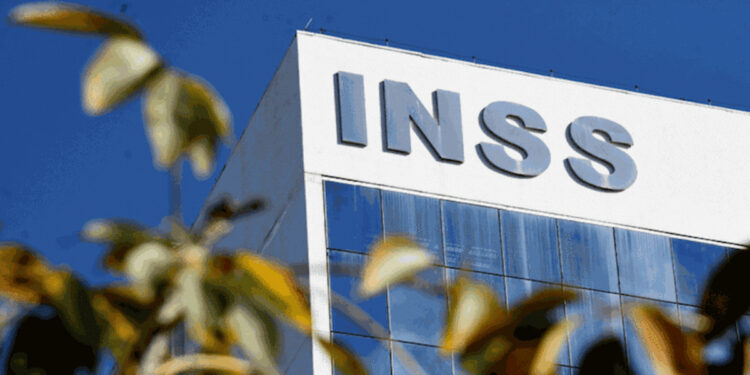 Qual é o valor mínimo pago pela aposentadoria do INSS?