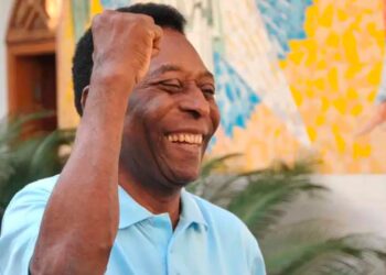Bola de Ouro excluiu Pelé ao escolher o melhor jogador da história do futebol