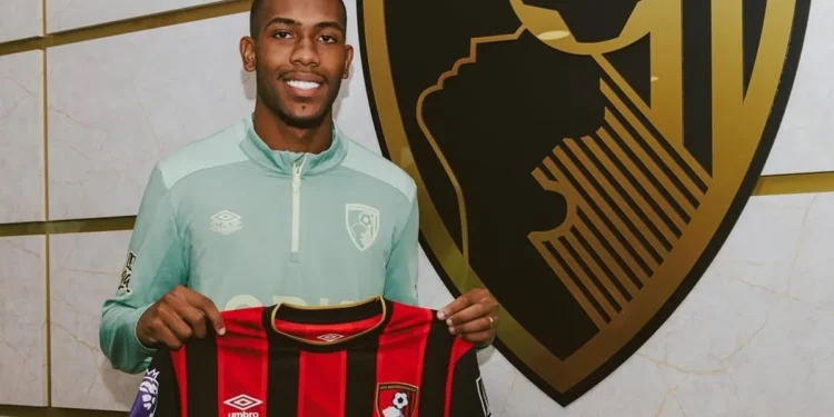 Flamengo aceita pagar R$ 150 milhões por Almada; Barcelona sonha com ex-jogador do Vasco