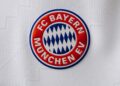 Bayern de Munique é informado de que vai perder seu capitão e pode vender jogador por 120 milhões de euros, quebrando recorde de Neymar