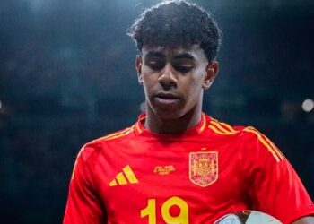 Enquanto Yamal ganha R$ 14,93 milhões no Barcelona, Mbappé no Real Madrid não fica para trás