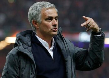 Makélélé escolhe atacante para reforçar o Real Madrid e Mourinho ganha presentão logo na chegada