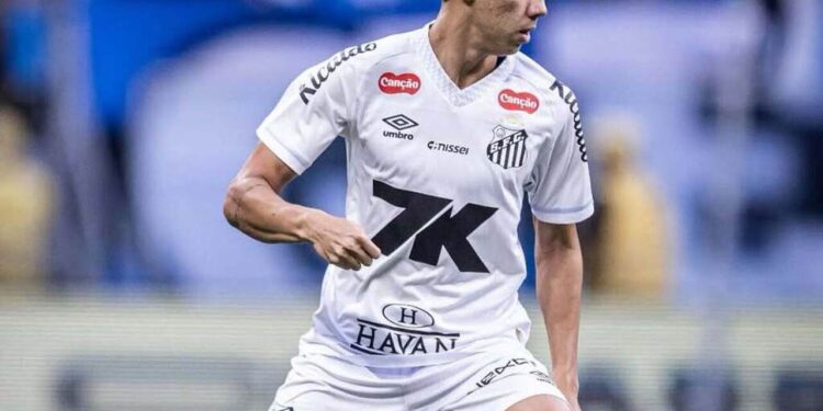 Bayern de Munique aceita pagar 32 milhões de euros por jogador do Santos