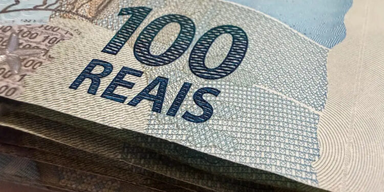 Quem recebe o BPC e quer voltar a trabalhar pode continuar a receber meio salário mínimo?