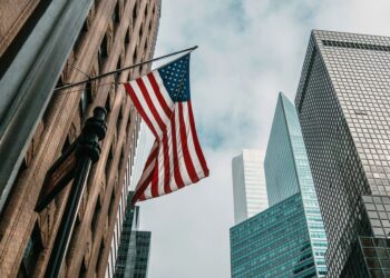 Após os EUA punirem o Brasil, país negocia para a China substituir os Estados Unidos em diversos setores