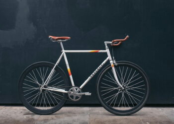Existe limite de velocidade para andar de bicicleta?