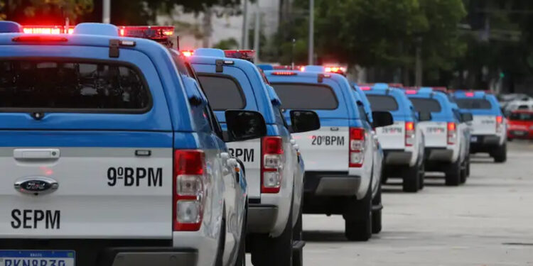 Polícia Militar alerta sobre como se deslocar durante ventos de até 90 km/h