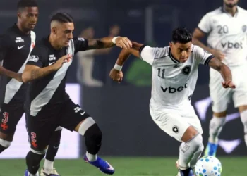 Botafogo acerta saída de jogador para clube português e Vasco pode perder titular para a Europa