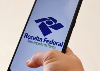 Receita Federal já distribuiu R$ 1,24 bilhão, e brasileiros podem verificar se foram pagos