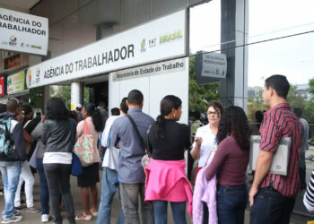 Enquanto o Brasil tem 5,9 milhões de desempregados, os Estados Unidos têm ainda mais