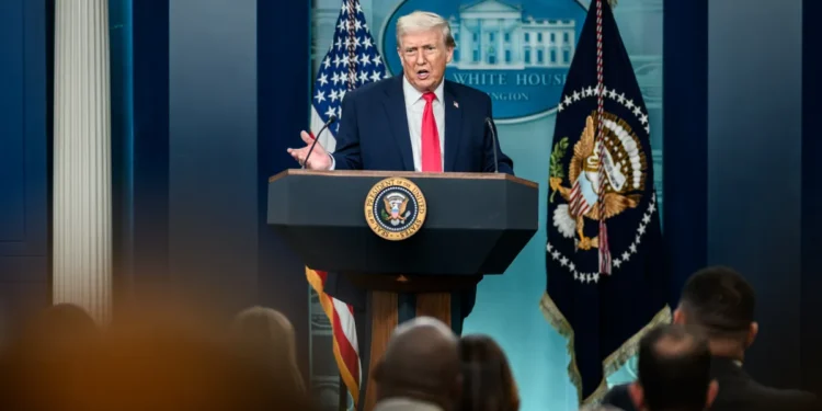 Brasil passa a fazer fronteira com os Estados Unidos após Trump anexar a Venezuela: Ele postou que o país pode virar o 51° estado americano