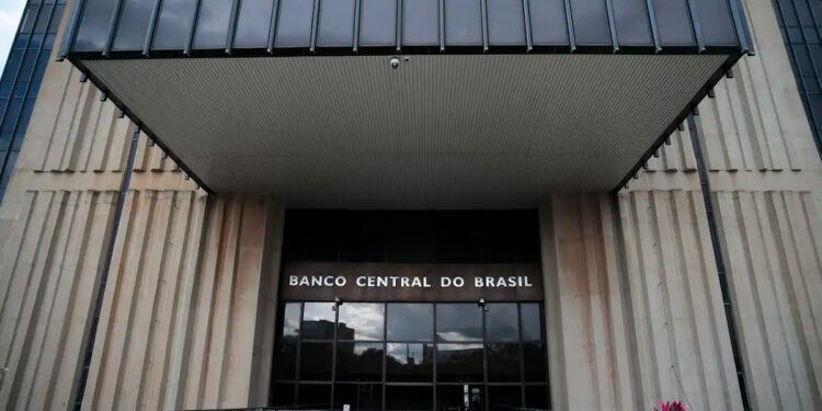 Banco Central anuncia novidade para ajudar a proteger o Pix dos brasileiros