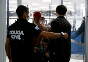 Enquanto em MG policiais civis recebem o menor salário do Brasil, estado do Norte paga o maior