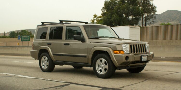 Substituto do Jeep Commander chega com motor 1.5 turbo e 455 cavalos de potência