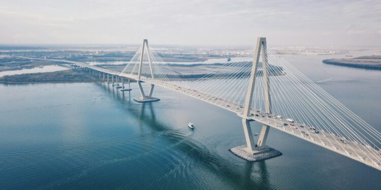 China está ajudando o Brasil a construir a maior ponte da América Latina, de R$ 11 bilhões