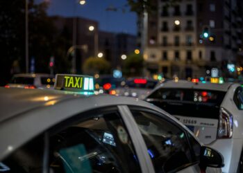 Taxistas e motoristas recebem benefício de R$ 4 bilhões do Governo Federal