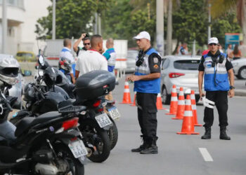 Motoristas agora podem ter a CNH suspensa por usar remédios controlados na nova Lei Seca